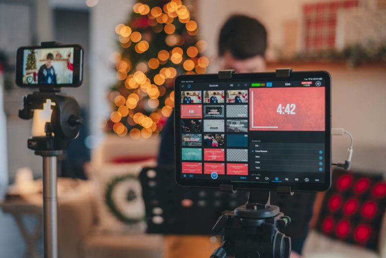 Corporate Videos for Business Promotion: How to Captivate and Convert Viewers